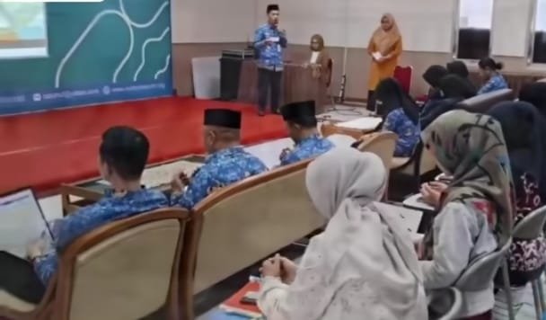 RSUD R. Syamsudin SH Gelar OJT Gawat Darurat Maternal, Perkuat Kompetensi Tenaga Kesehatan. 2 WhatsApp Image 2025 11 17 at 21.25.06