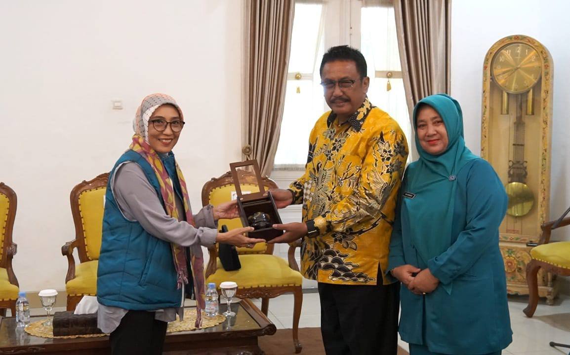 Dua Desa di Cicantayan Jadi Unggulan Gelari Pelangi, Bupati Optimis Raih Prestasi 1 598990454 1264059255755910 4169900534036314218 n