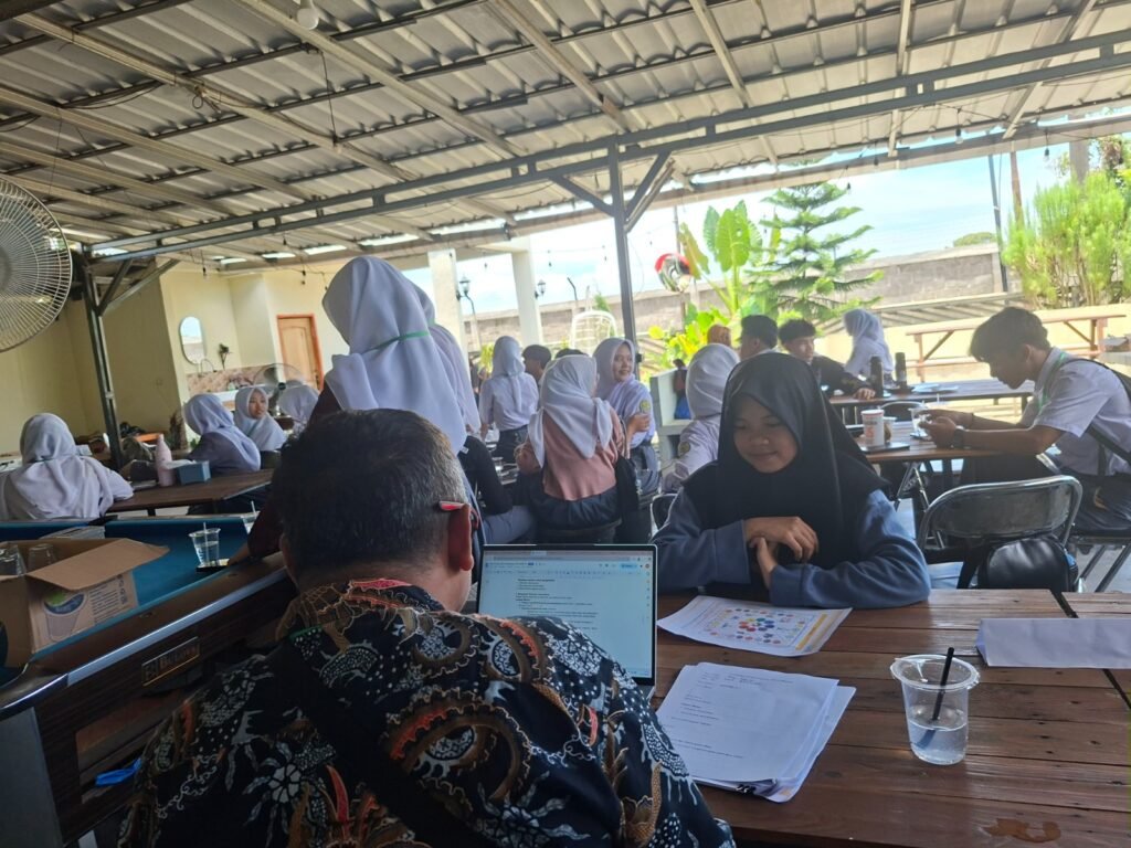 KOMUNITAS SCHOLE FITRAH DAN PARAGONCORP MENGEKSPLORASI BAKAT PEMUDA LEWAT PROGRAM "PARAGONIAN BERGERAK" 4 WhatsApp Image 2026 01 01 at 14.41.48