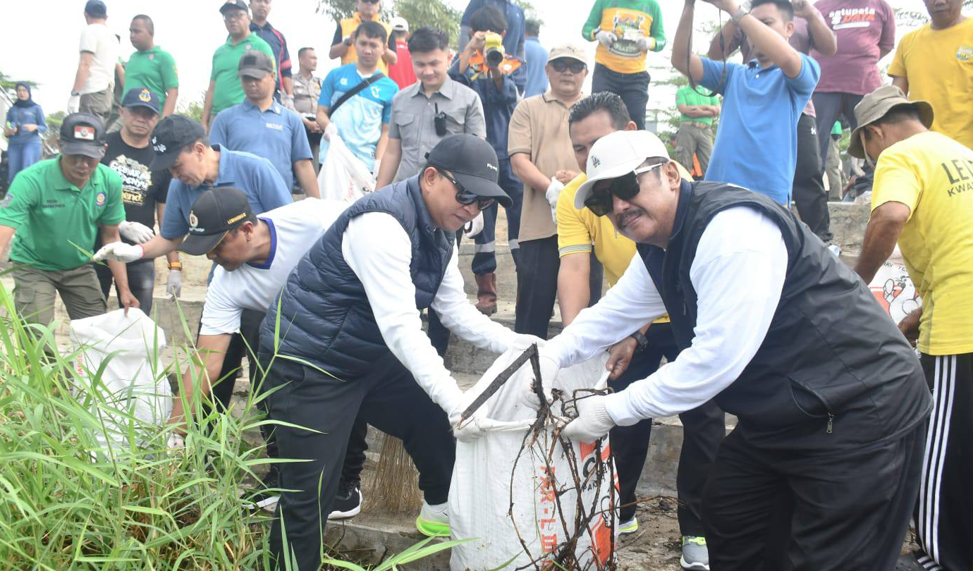 BUPATI PIMPIN AKSI BERSIH PANTAI, KOMITMEN PEMKAB JAGA KENYAMANAN FASILITAS UMUM 5 Screenshot 2026 02 18 152333