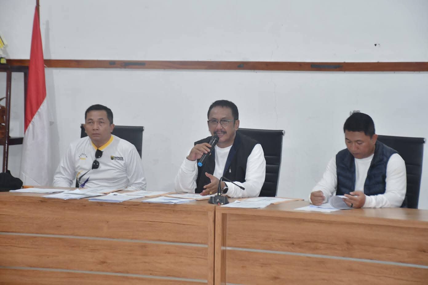 28 Calon Mahasiswa Ikuti Seleksi Beasiswa Bupati Sukabumi di Palabuhanratu, Pemda Bidik SDM Unggul untuk Sukabumi Mubarakah 1 WhatsApp Image 2026 02 19 at 9.51.18 PM