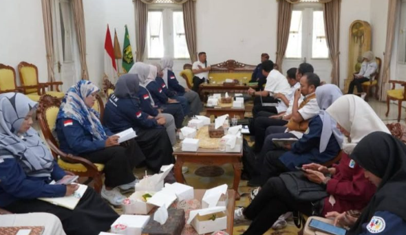 Wabup Sukabumi Terima Forum KPM, Bahas Konvergensi Penanganan Stunting di Tingkat Desa 2 Screenshot 2026 04 16 094234