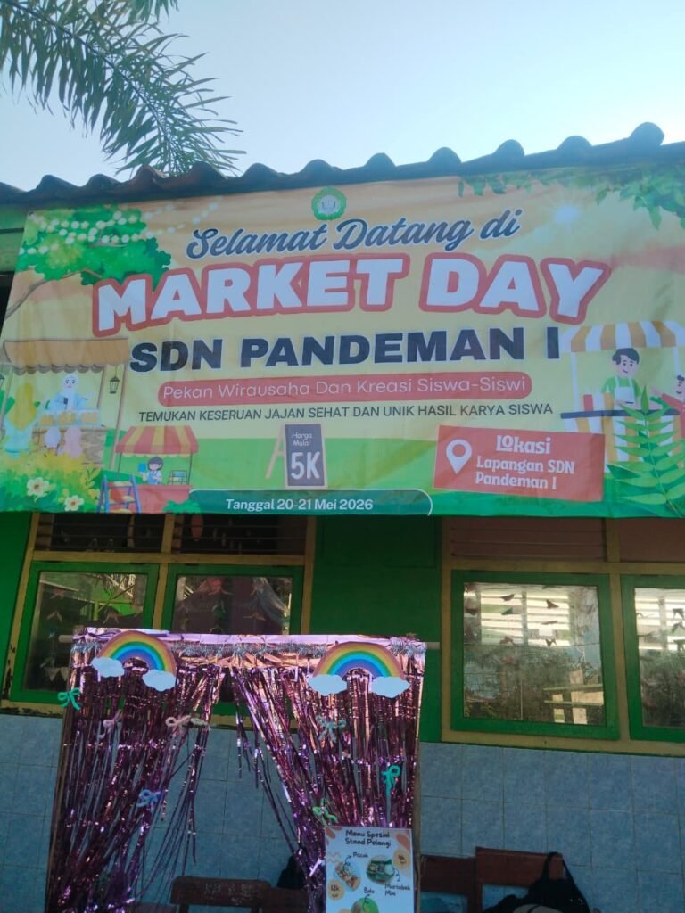Semarak Hari Kebangkitan Nasional, SDN Pandeman 1 Arjasa Gelar Market Day Selama Dua Hari 3 WhatsApp Image 2026 05 22 at 11.40.58