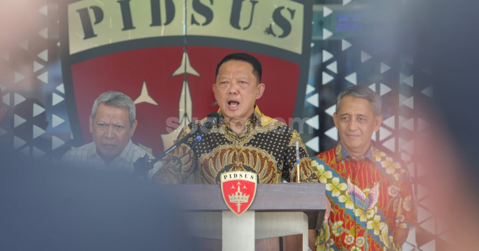 Kejagung Bentuk Tim Penyidik Khusus Kasus Febrie Adriansyah, Chatarina Muliana Girsang Masuk Jajaran Pengusut 2 83925 jampidsus febrie adriansyah