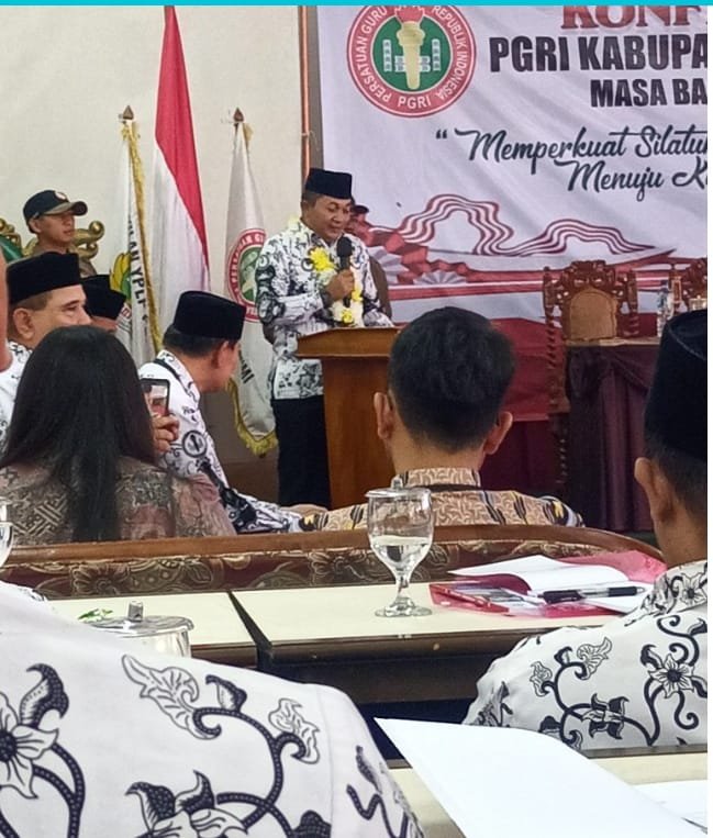 Kepala Dinas Pendidikan Buka Konferensi Kerja I PGRI Kabupaten Sukabumi Tahun 2026 4 WhatsApp Image 2026 07 27 at 12.27.31