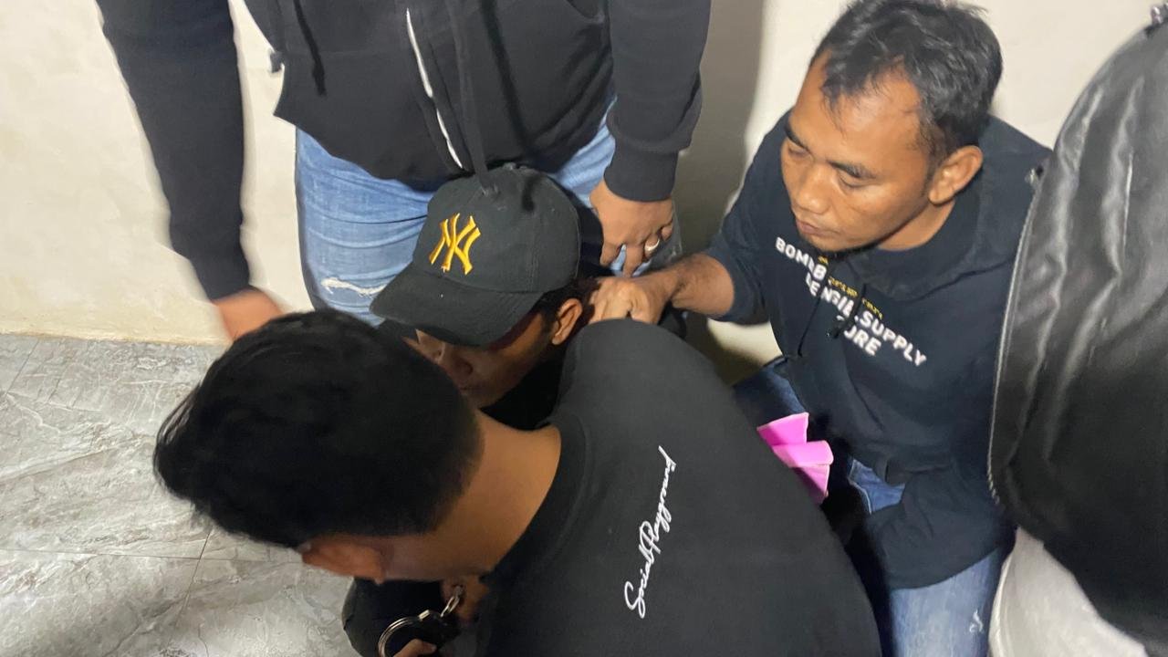 Satreskrim Polresta Sumenep Ungkap Dugaan Perkosaan dan Pencabulan terhadap Anak, Satu Tersangka Diamankan 1 WhatsApp Image 2026 08 29 at 13.07.40