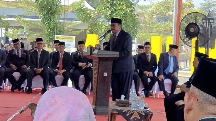 Sentilan Menohok Bupati Asjap untuk ASN Sukabumi 1 bupati sukabumi asep japar 1786345143049 169