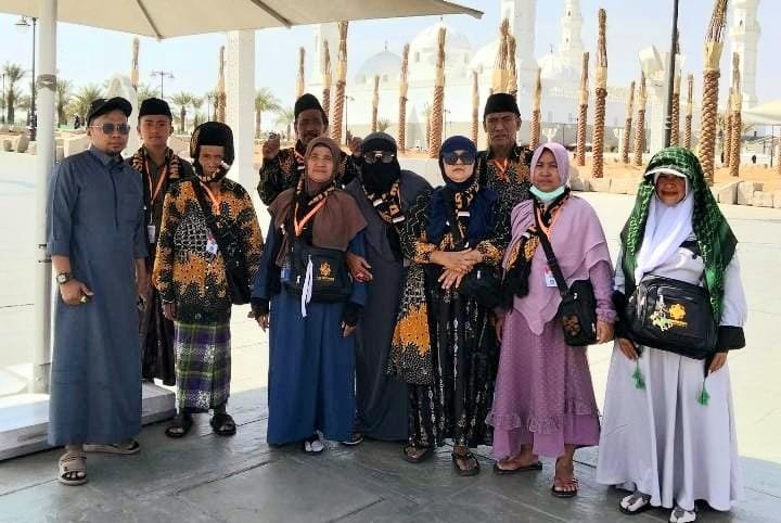 11 Jemaah Umrah Suramadu Terlantar di Jeddah, Agen Perjalanan Belum Beli Tiket Pulang 4 WhatsApp Image 2026 09 26 at 07.23.54