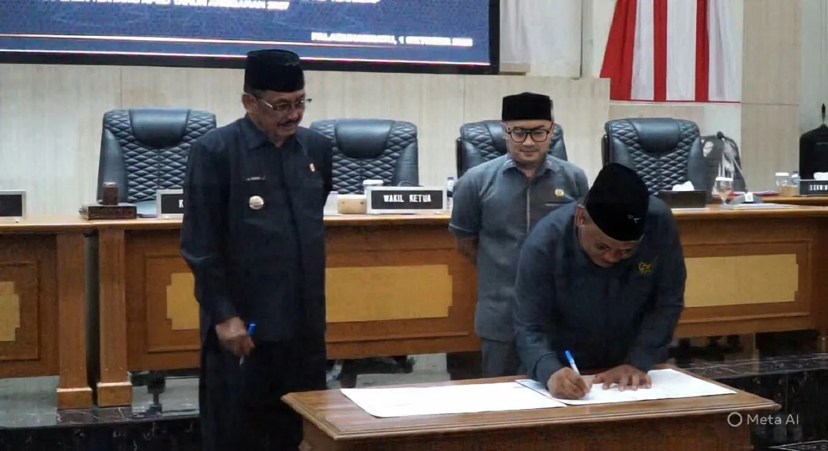 DPRD Kabupaten Sukabumi Bahas Dua Raperda Strategis, Investasi dan Perubahan Status Tirta Jaya Mandiri Jadi Perhatian 4 IMG 20261001 WA0060 1200x654 1