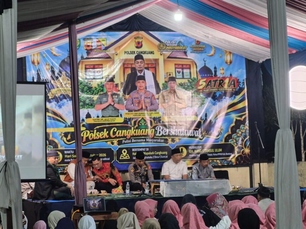 Pererat Silaturahmi dan Kepedulian Sesama, Polsek Cangkuang Gelar Acara Shalawat dan Santunan Anak Yatim 2 WhatsApp Image 2026 10 12 at 17.07.04
