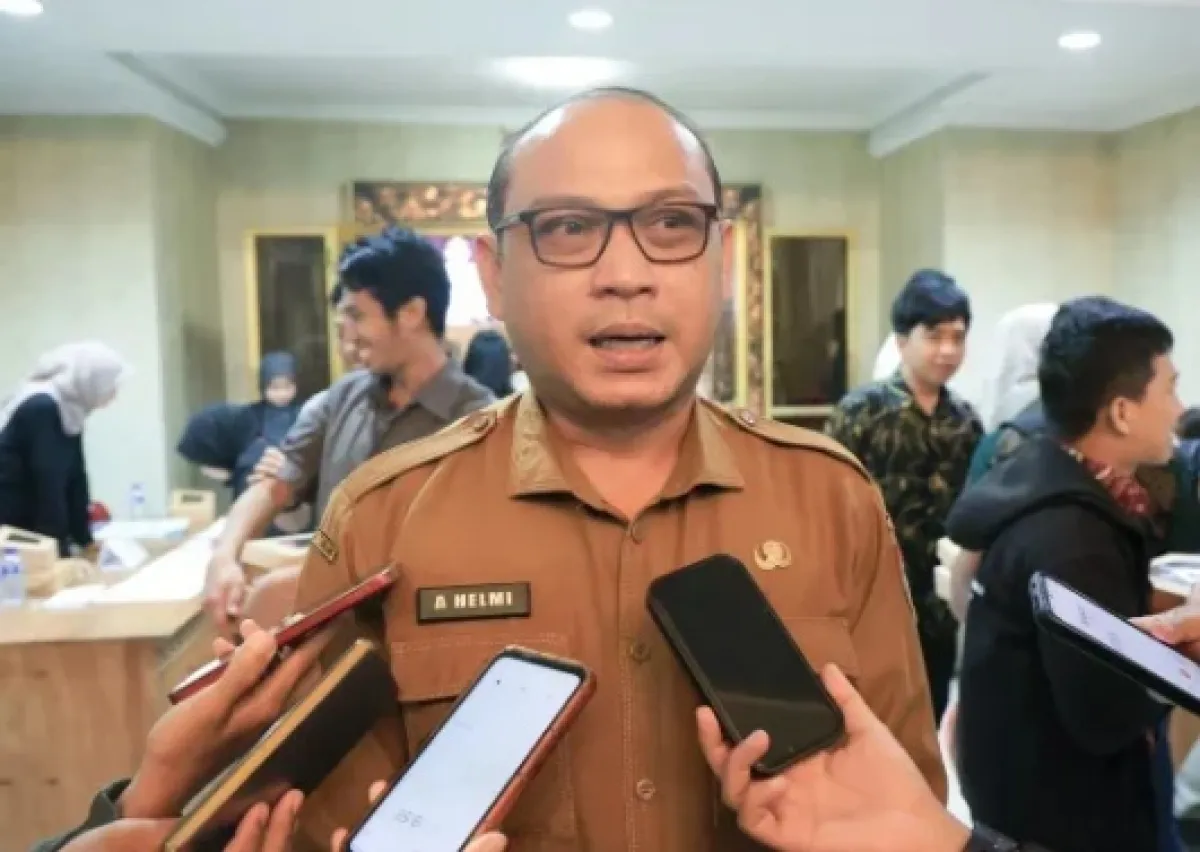 Di Tengah Viralnya Anteran BBM, Pemkab Jember Kaji Kemungkinan Pembelajaran Daring 1 WhatsApp Image 2026 10 19 at 12.48.23